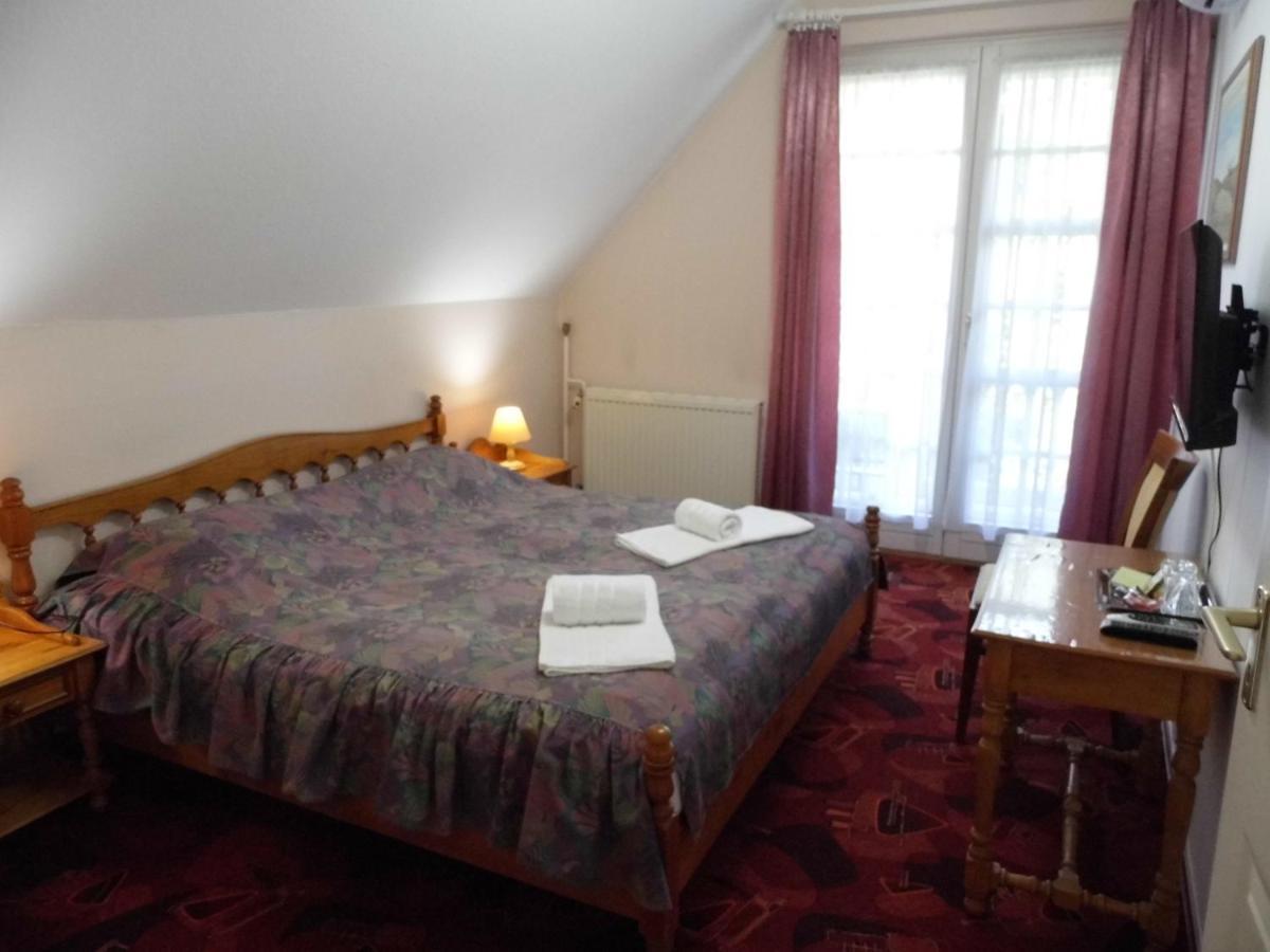 Millennium Villa Keszthely Quarto foto