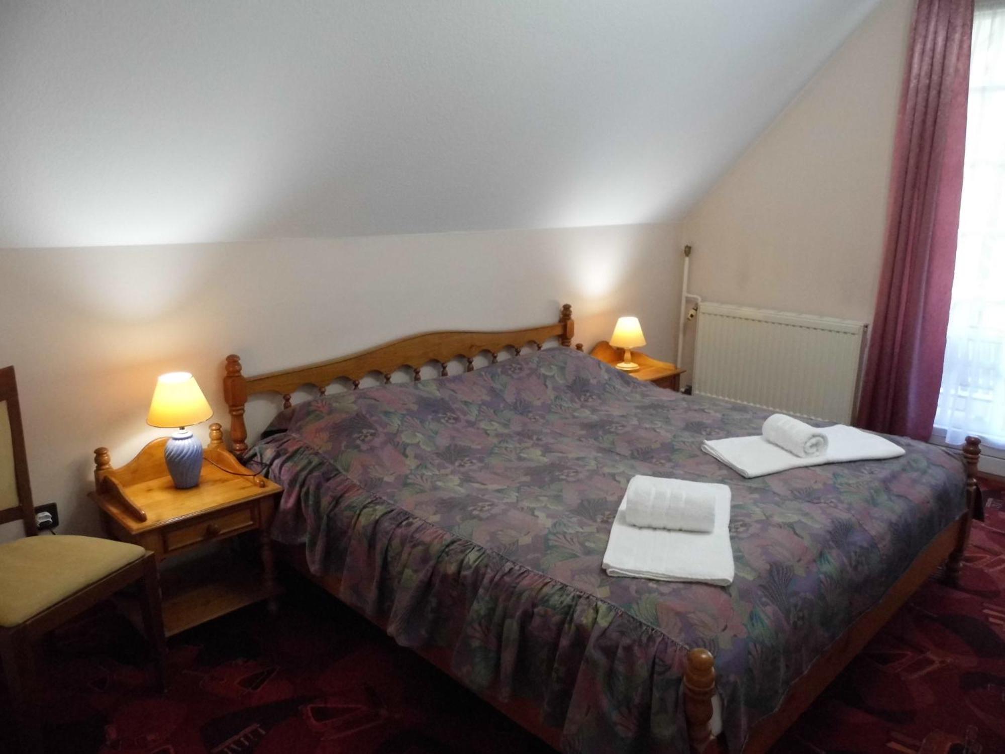 Millennium Villa Keszthely Quarto foto